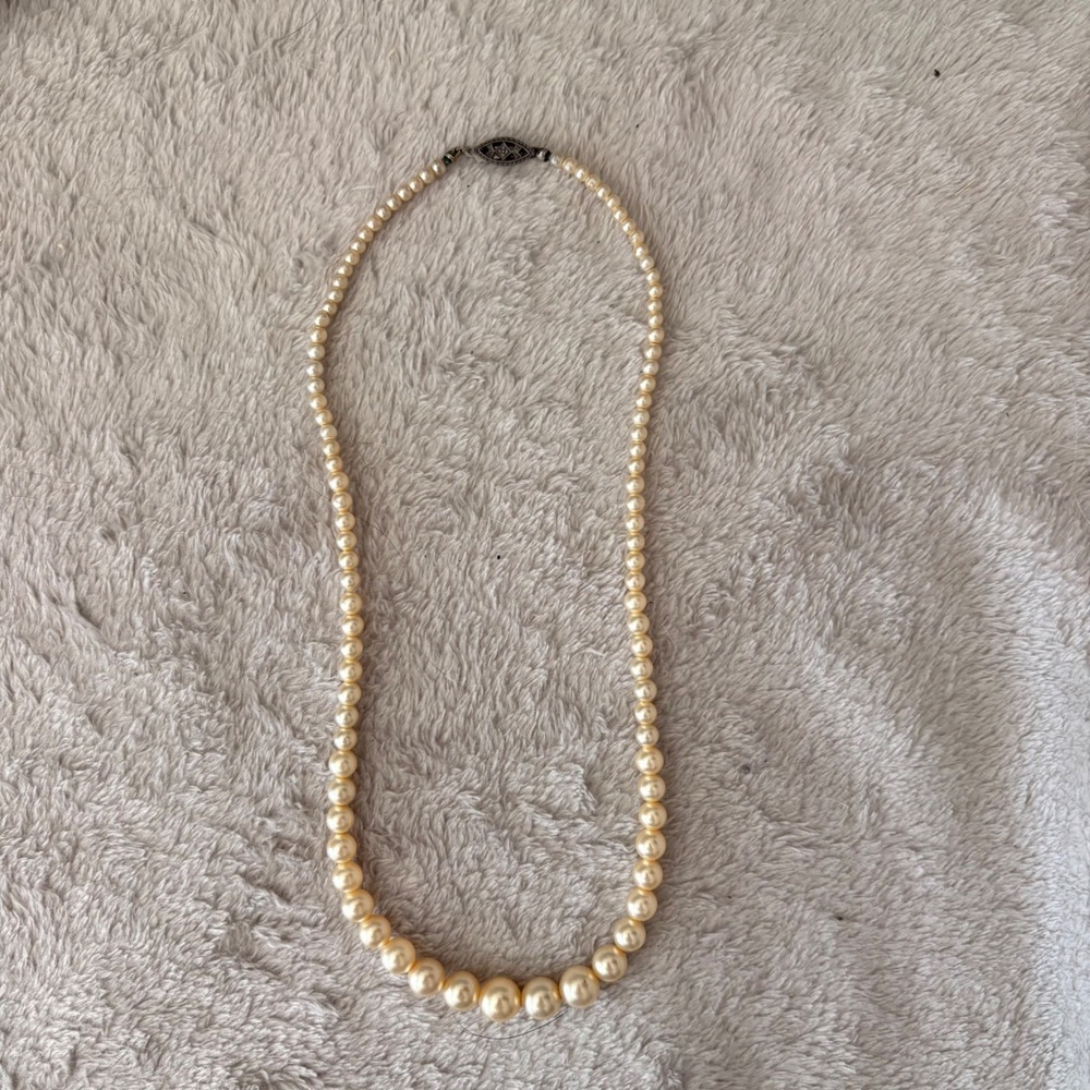 Vintage Graduated Faux Pearl Necklace Sterling Silver Filigree Clasp Cream 16"